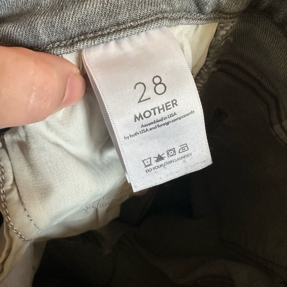MOTHER the Hustler Ankle Jeans in Barley There Faded Gray Size 28 - Picture 8 of 9